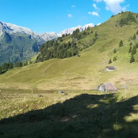 Dal Barba 2 דירה